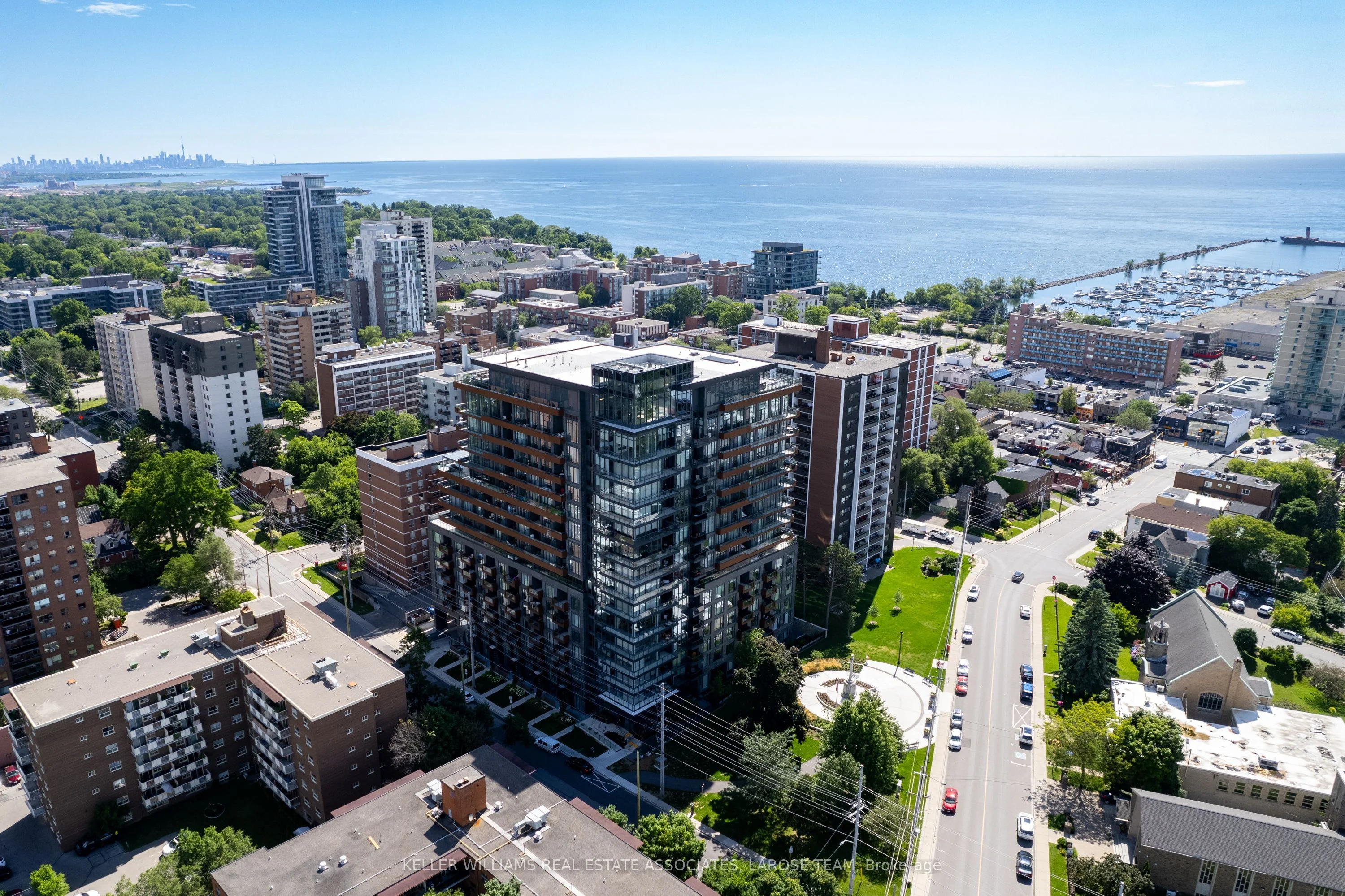 21 Park Street E 603, Mississauga, On L5g 1l7
