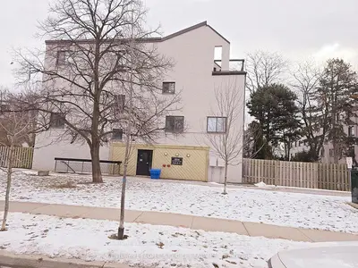 1016 Falgarwood Drive 40, Oakville, On L6h 2p5