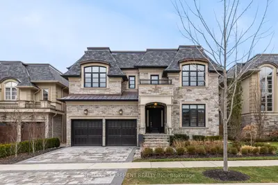 282 Tudor Avenue, Oakville, On L6k 2v5