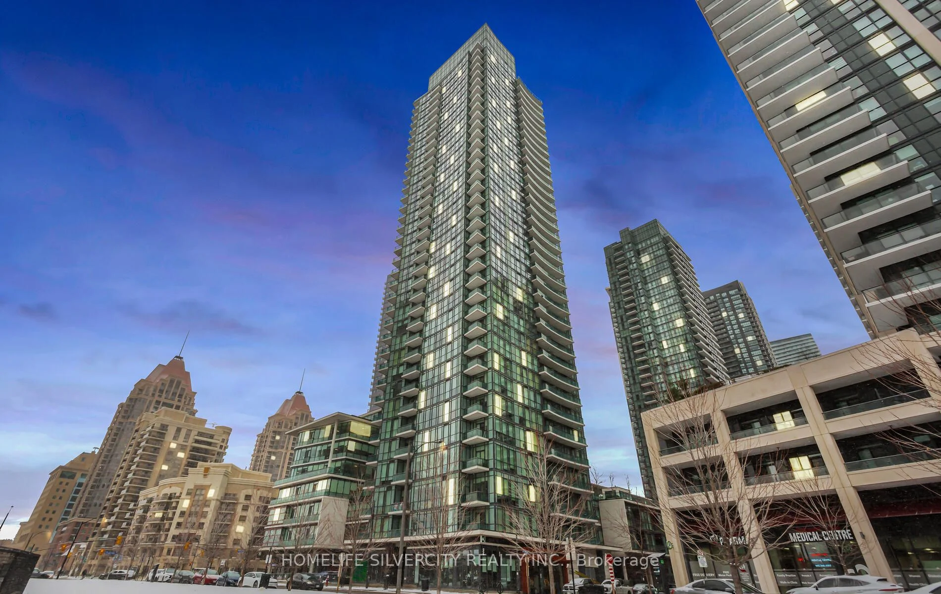 Condo Apartment in Mississauga