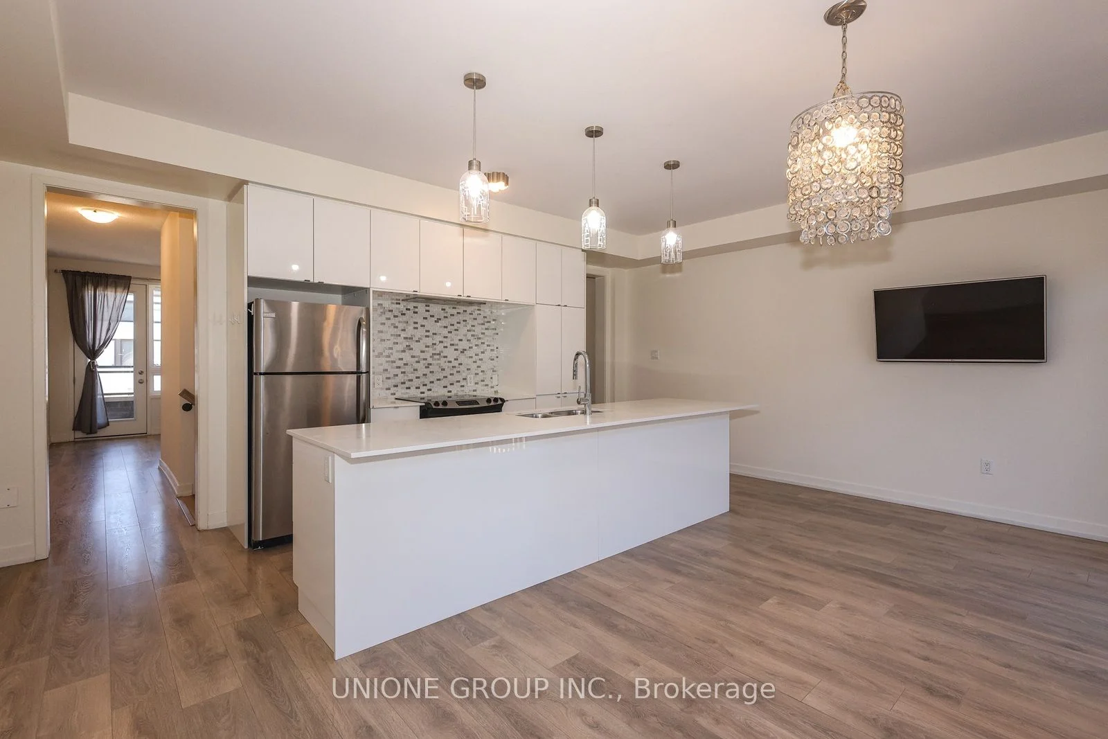 297 Squire Crescent, Oakville, ON L6H 0L8