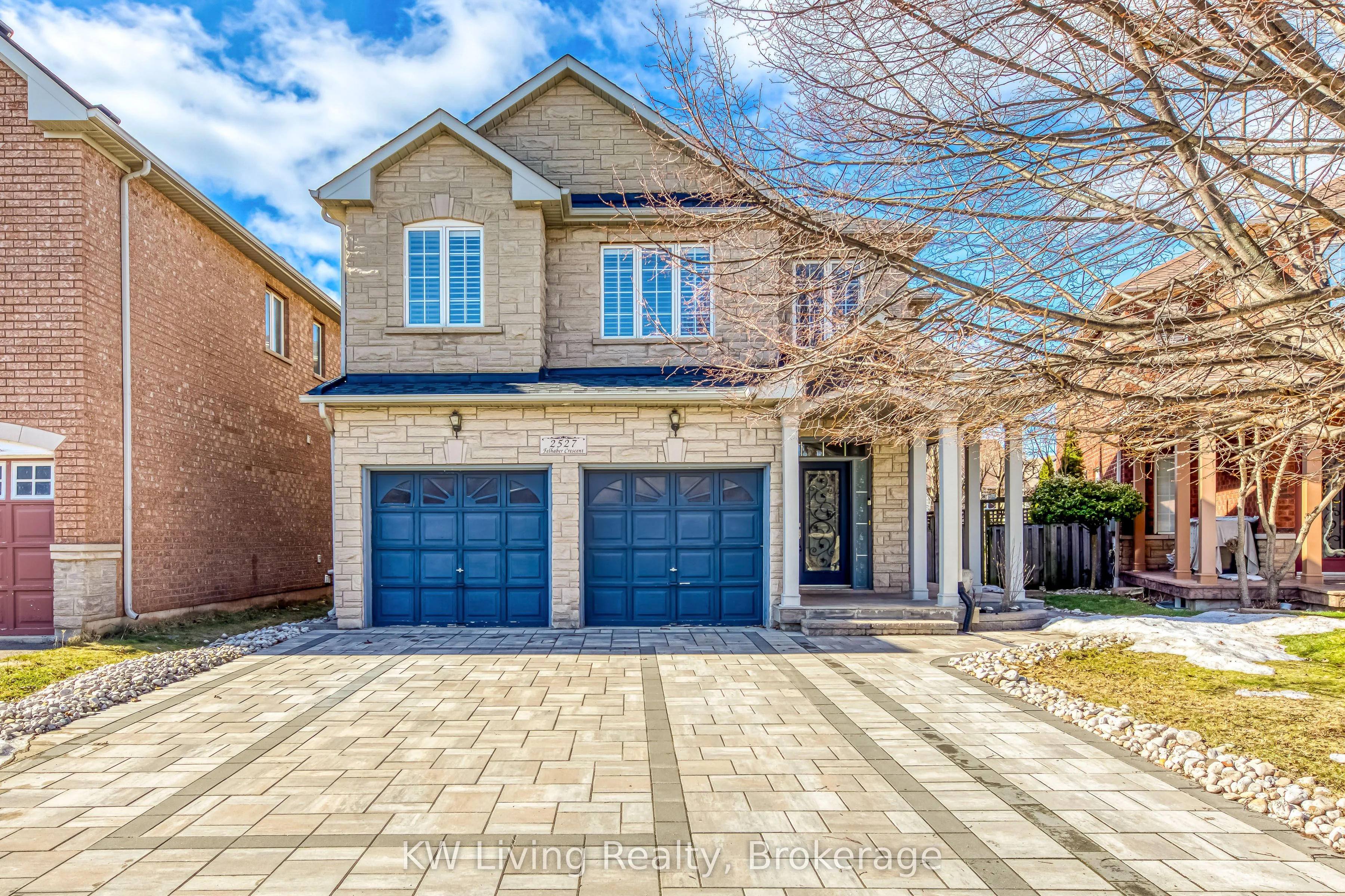 2527 Felhaber Crescent, Oakville, On L6h 7r8