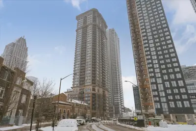 385 Prince Of Wales Drive 321, Mississauga, On L5b 0c6