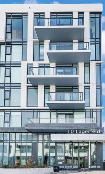 Condo Apartment in Brampton