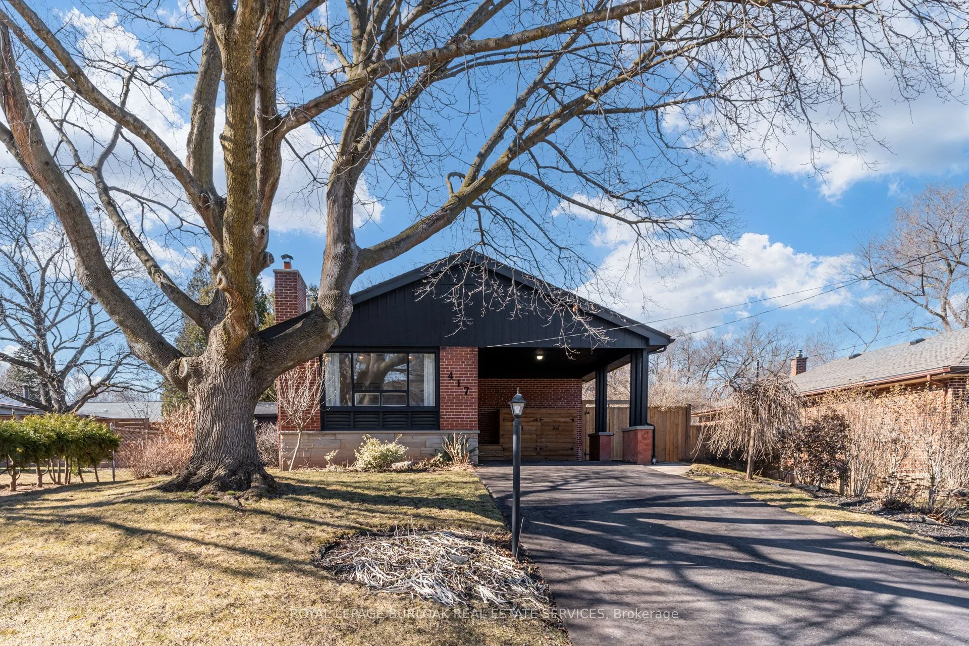 Detached in Burlington