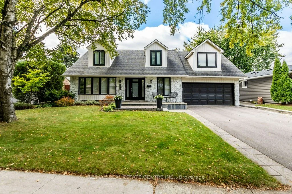 Detached in Burlington