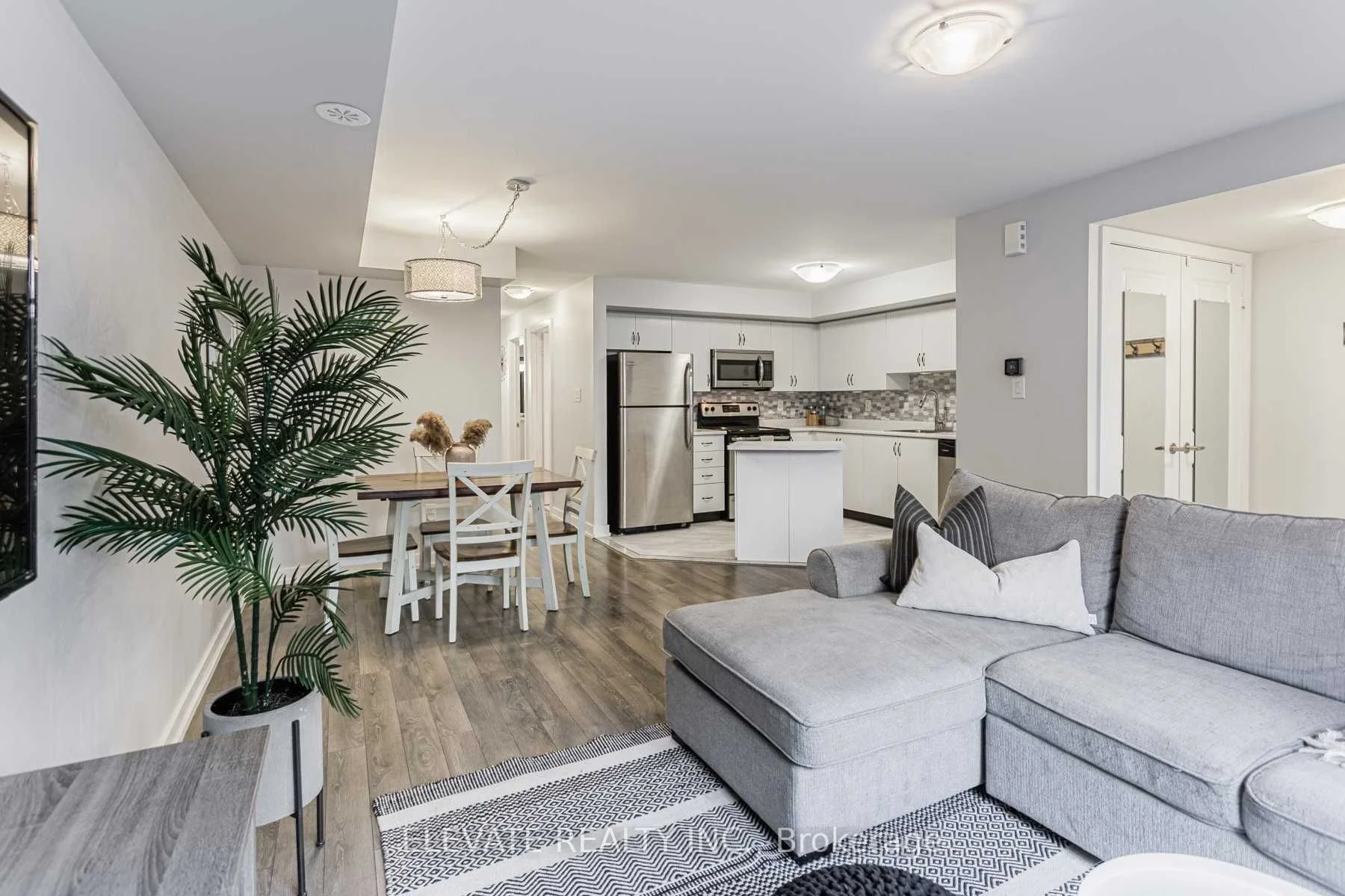 Condo Townhouse in Toronto