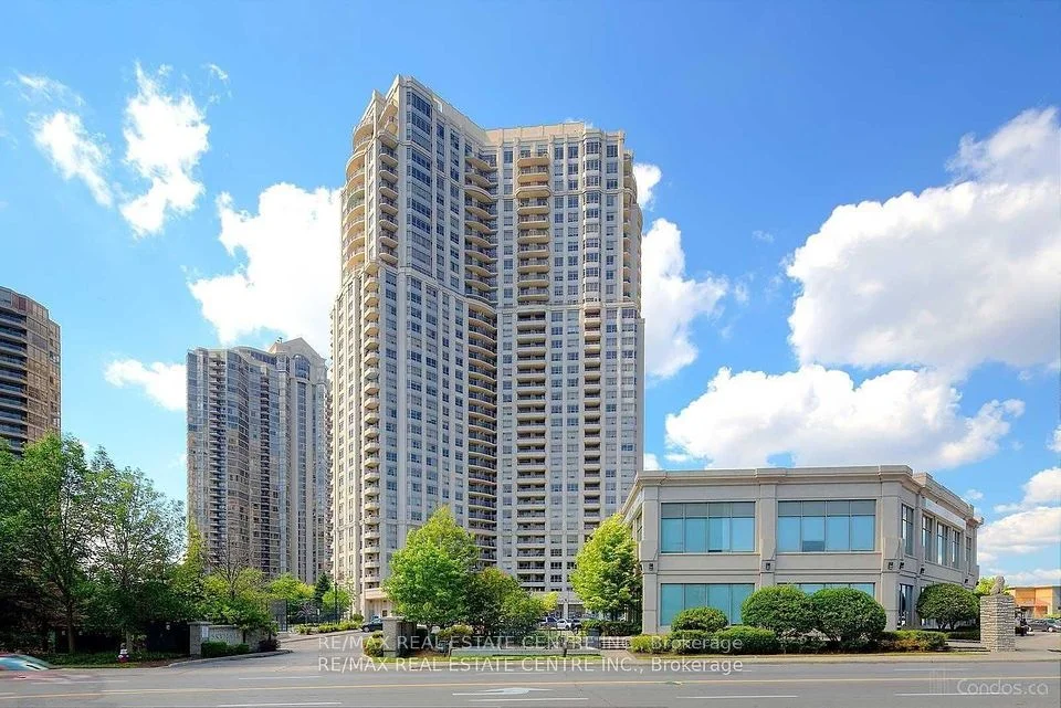 25 Kingsbridge Garden Circle 1421, Mississauga, On L5r 4b1