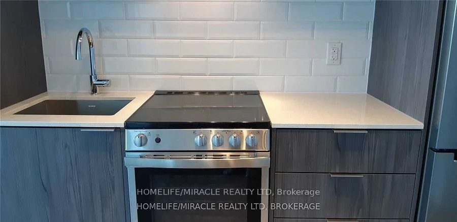 70 Annie Craig Drive 1001, Toronto W06, ON M8V 0G2