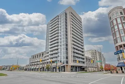 Condo Apartment in Burlington