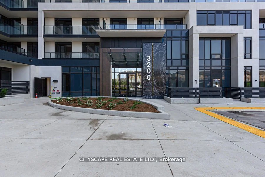 3200 William Coltson Avenue N 114, Oakville, On L6h 7w6