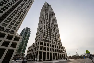 Condo Apartment in Mississauga