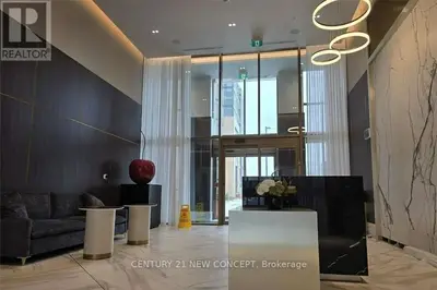 Condo Apartment in Oakville