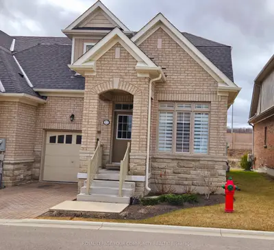 Condo Townhouse in Brampton