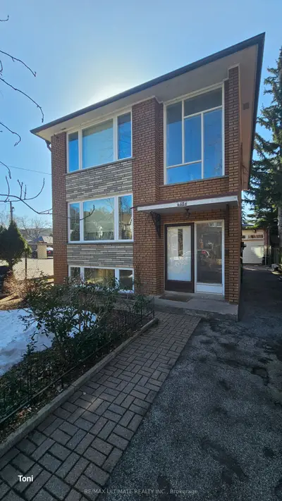 43 Radford Avenue, Toronto W01, On M6r 1z5