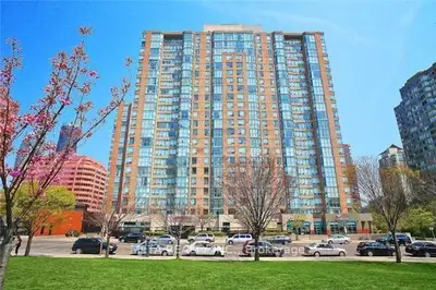 Condo Apartment in Mississauga
