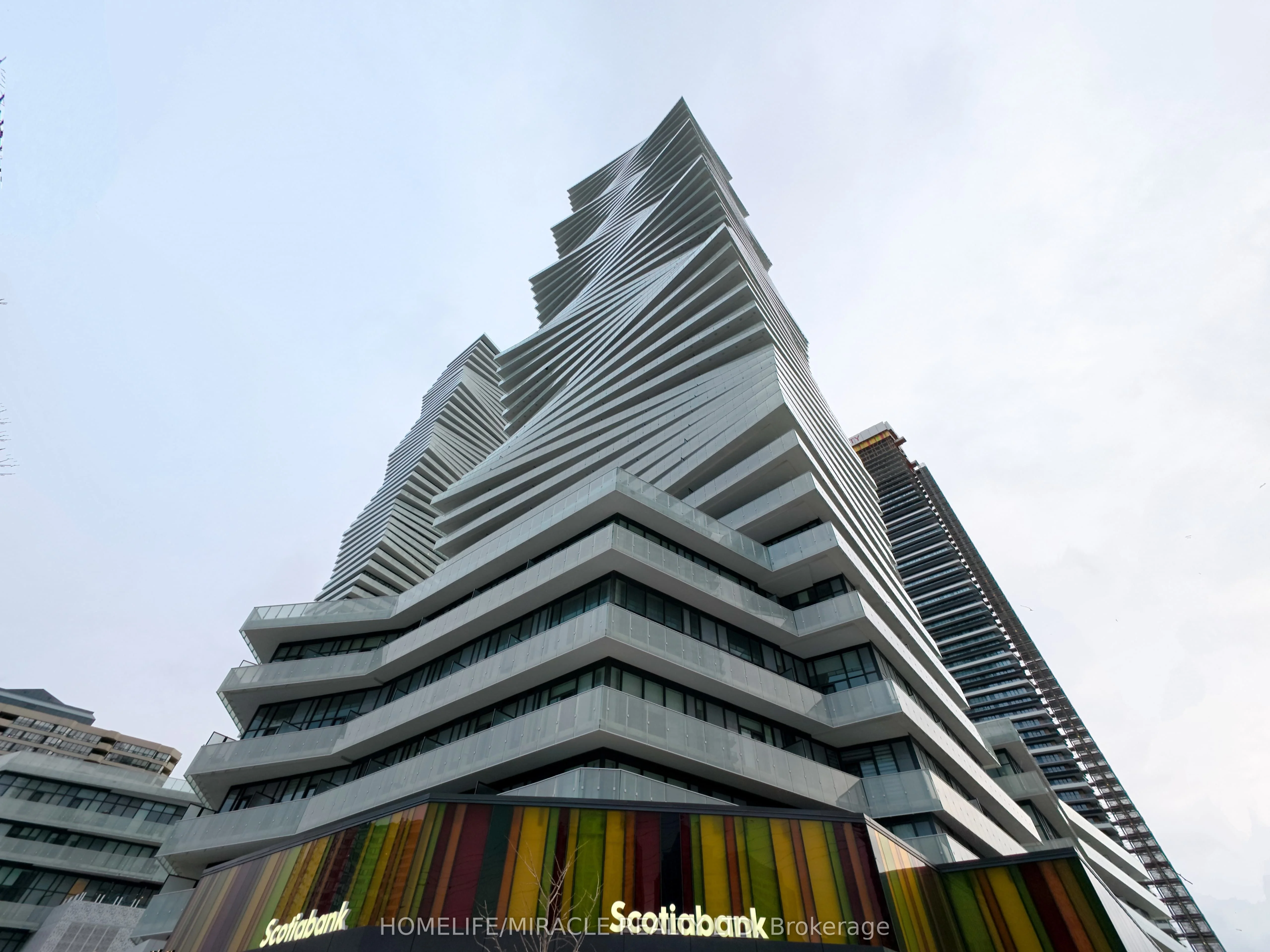 3900 Confederation Parkway 2307, Mississauga, On L5b 0m3