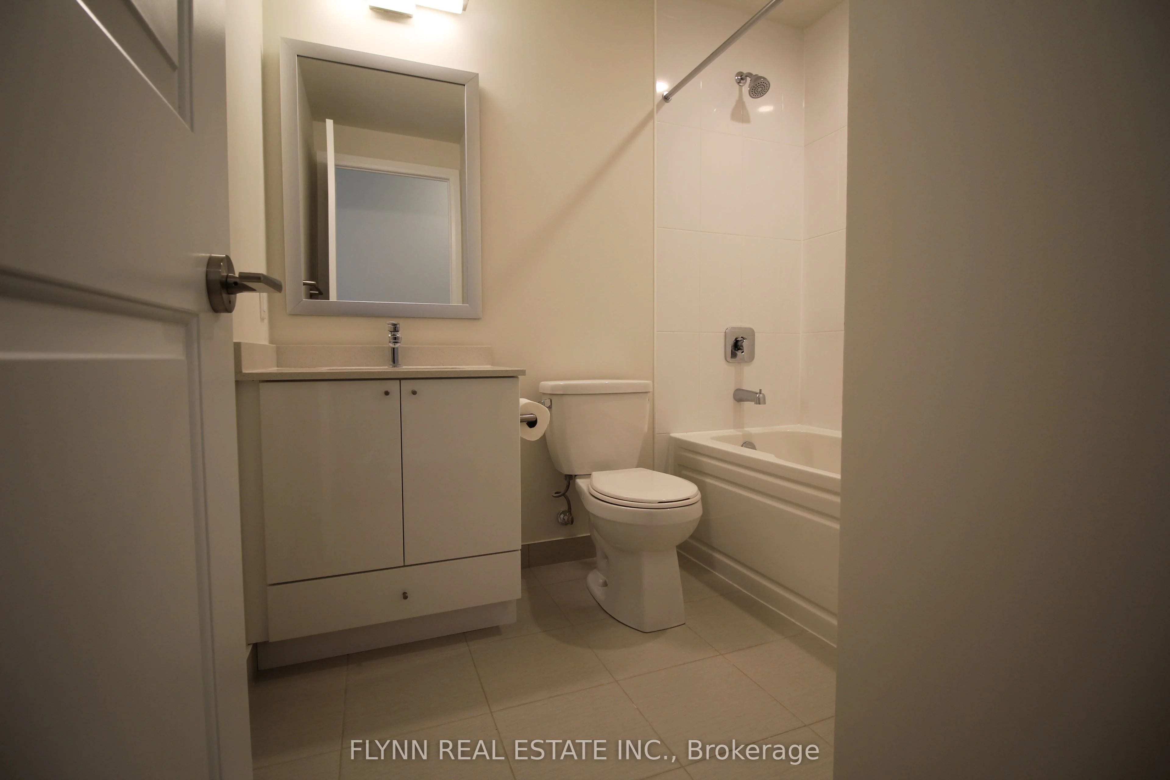65 Watergarden Drive 212, Mississauga, ON L5R 0G8