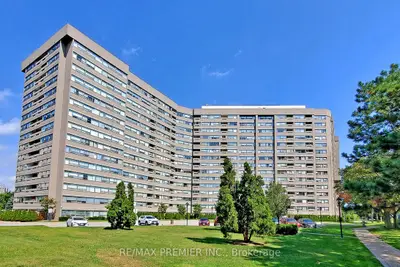 #413 475 The West Mall, Toronto W08, On, M9c 4z3