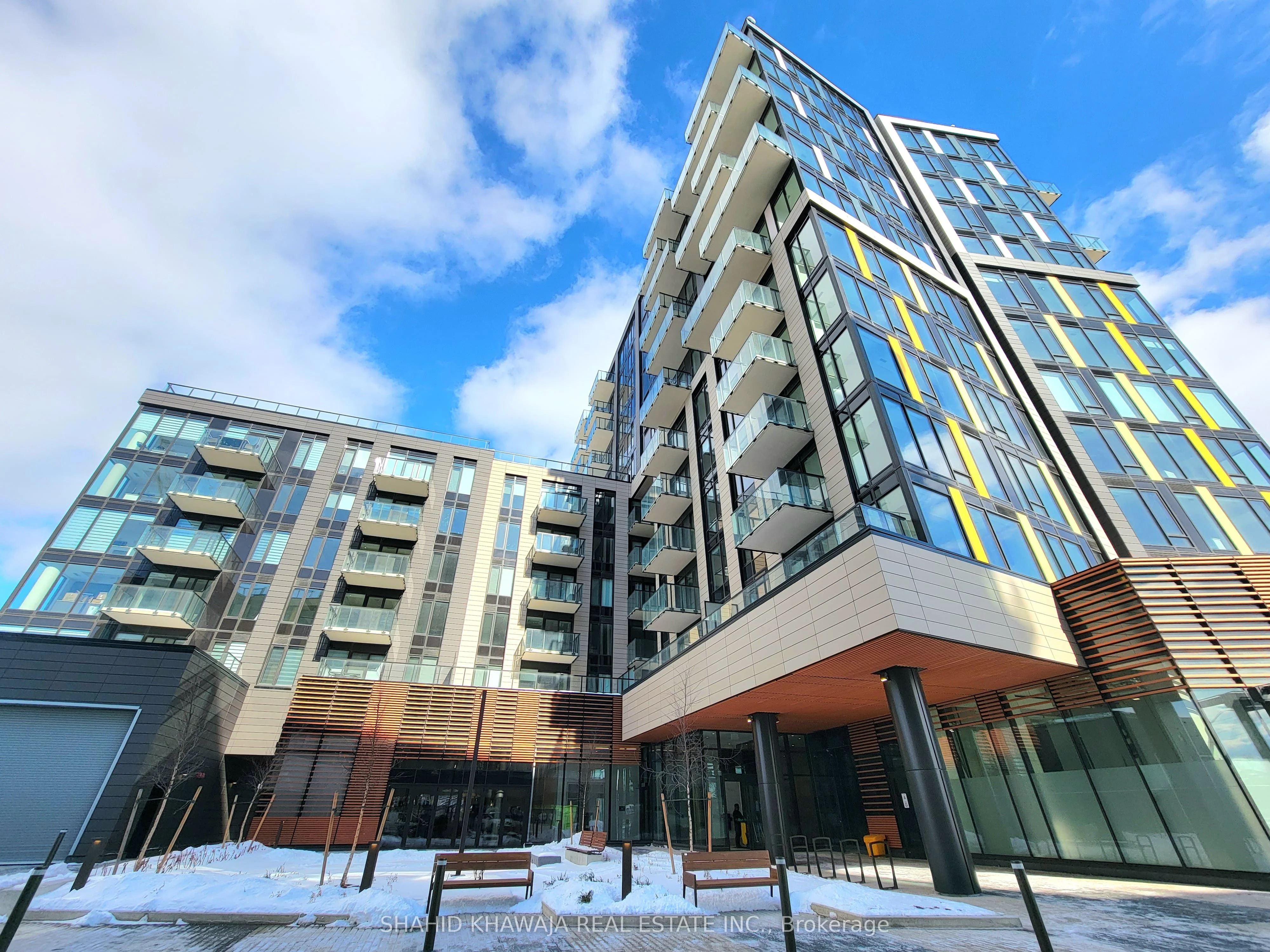 Condo Apartment in Oakville