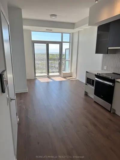 Condo Apartment in Oakville