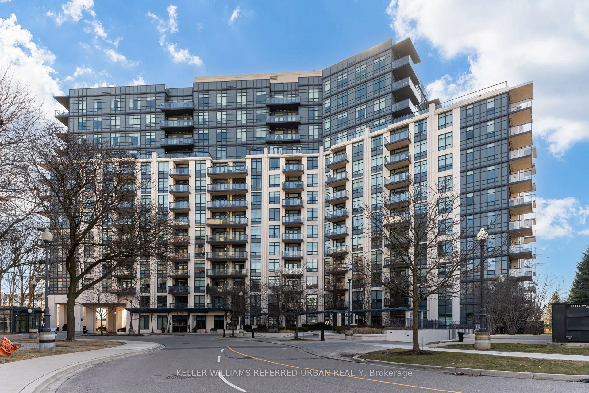 1135 Royal York Road 902, Toronto W08, On M9a 0c3