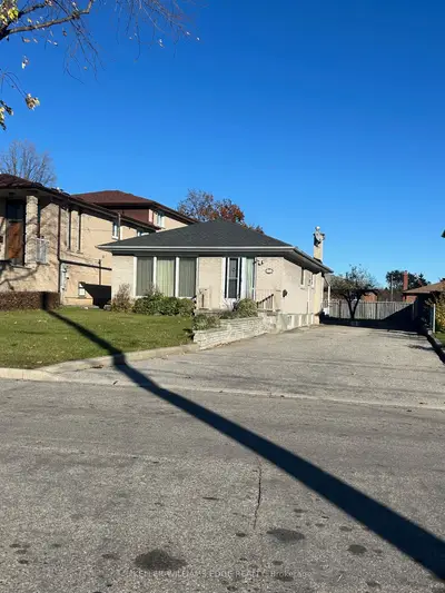 Detached in Toronto