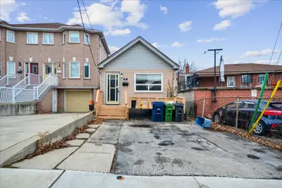 Detached in Toronto