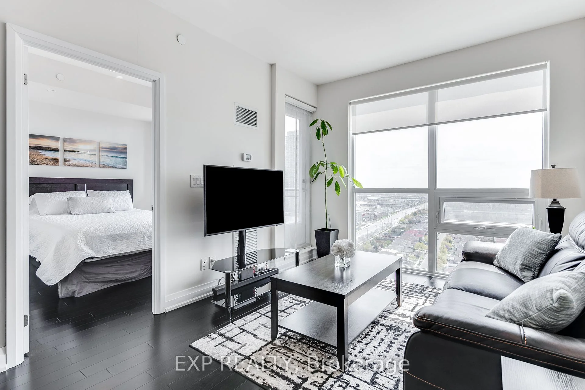 510 Curran Place 1903, Mississauga, ON L5B 0J8