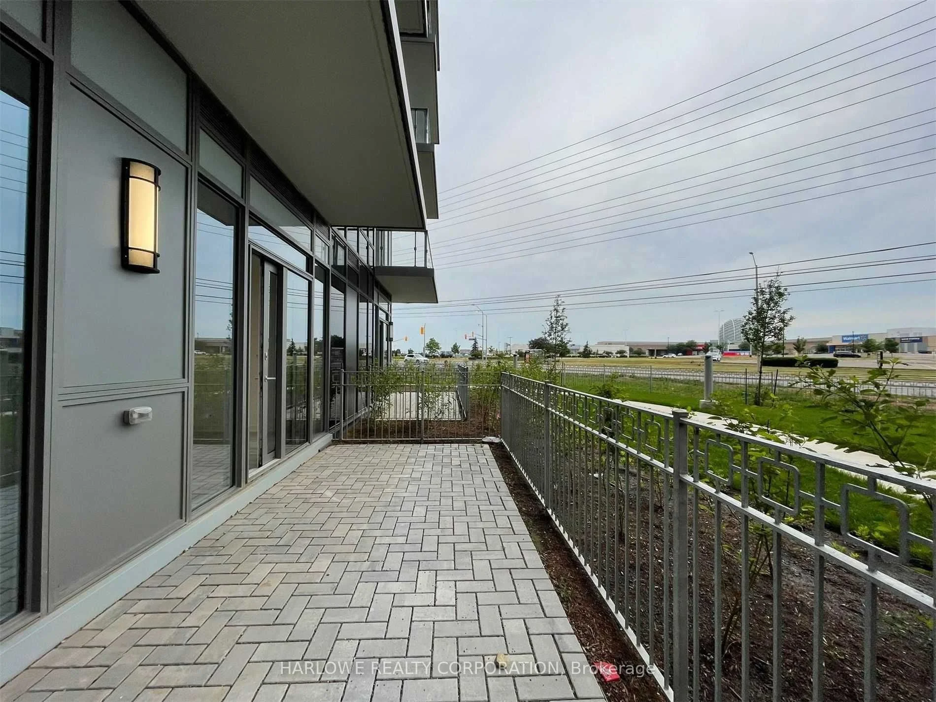 4655 Metcalfe Avenue 103, Mississauga, On L5m 0z7
