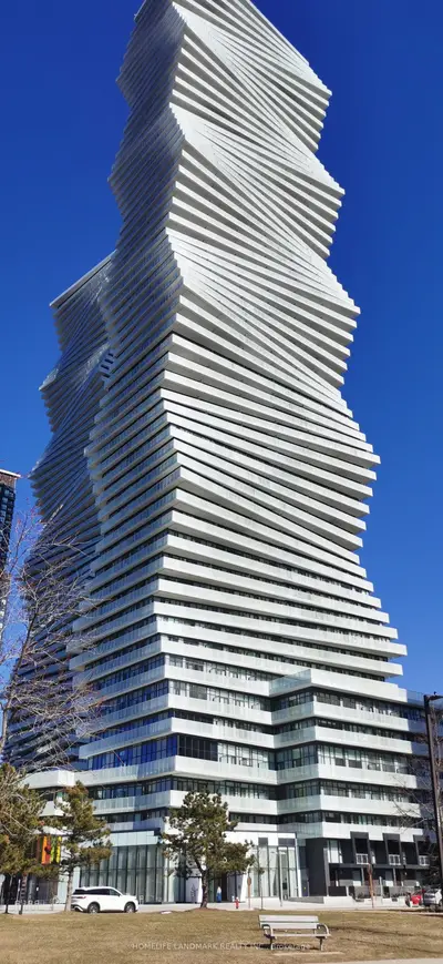 3883 Quartz Road 4807, Mississauga, On L5b 0m4