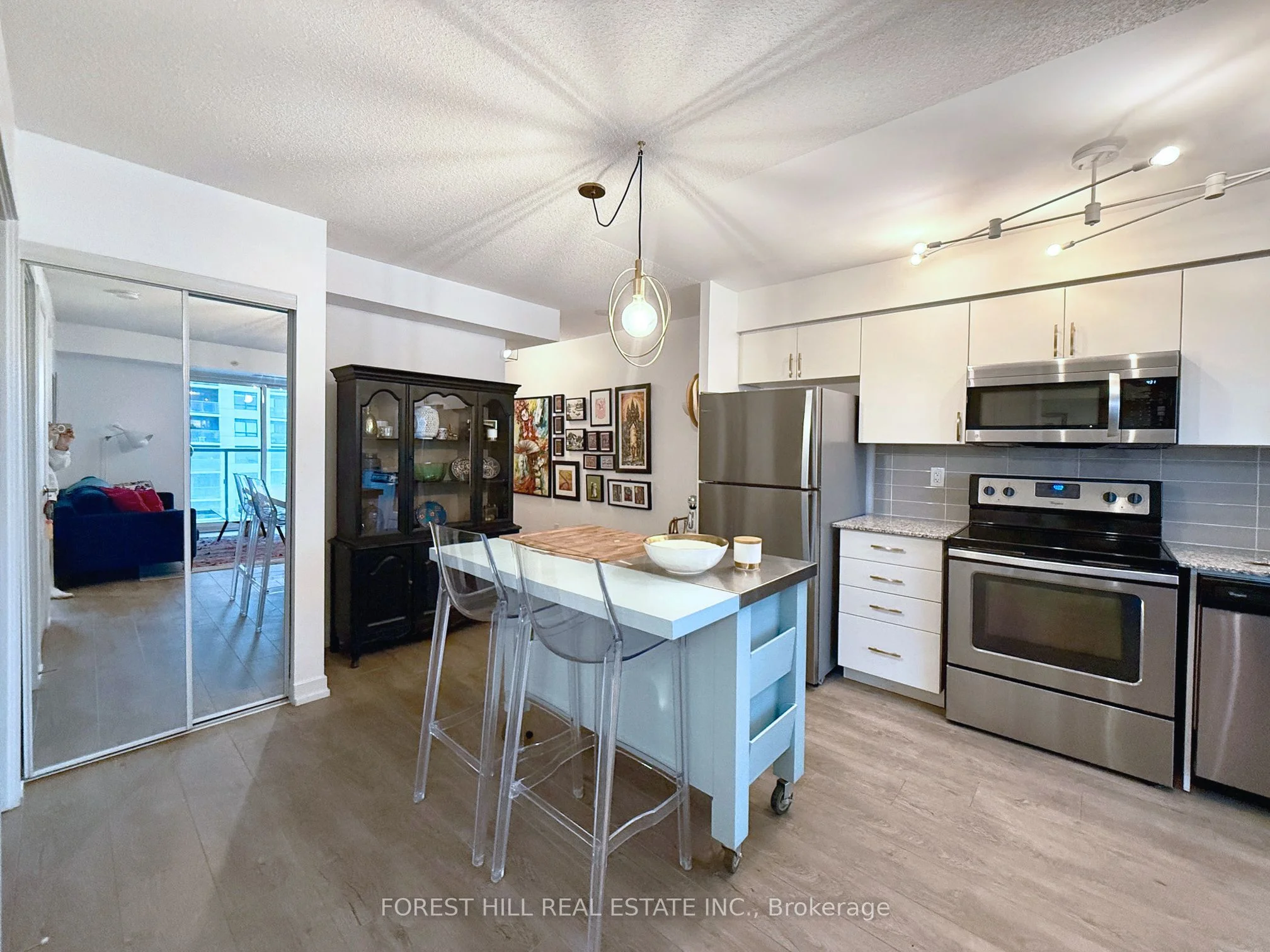 1420 Dupont Street E 1212, Toronto W02, On M6h 0c2