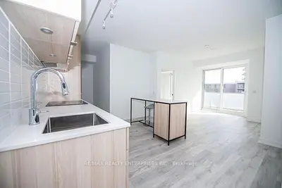 Condo Apartment in Mississauga