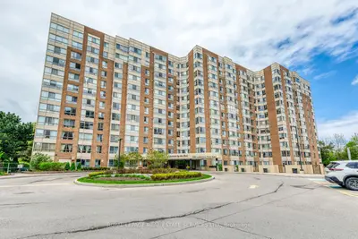 Condo Apartment in Mississauga