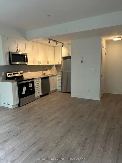 4025 Hickory Drive E 11, Mississauga, On L4w 1l1