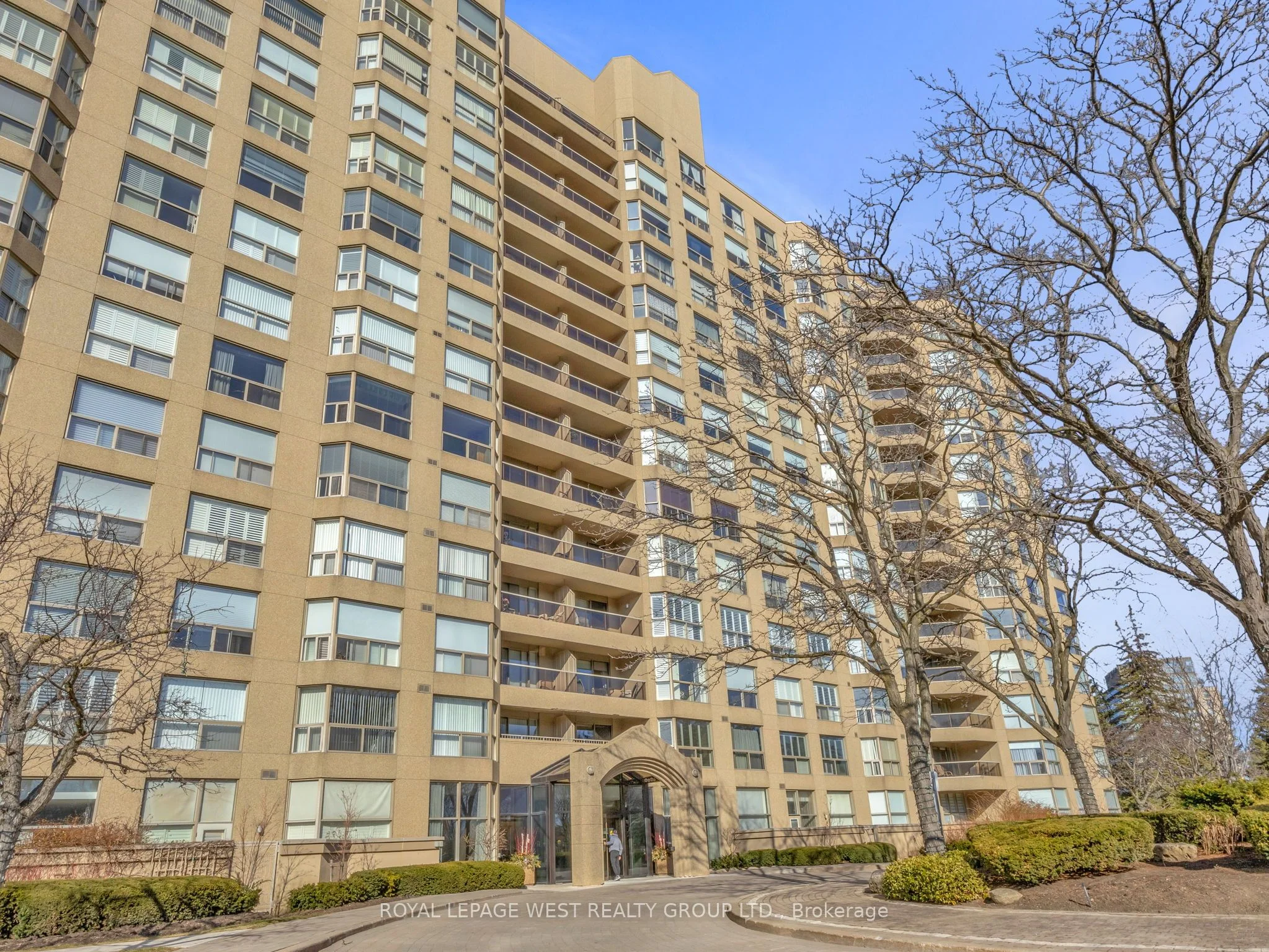 Condo Apartment in Mississauga