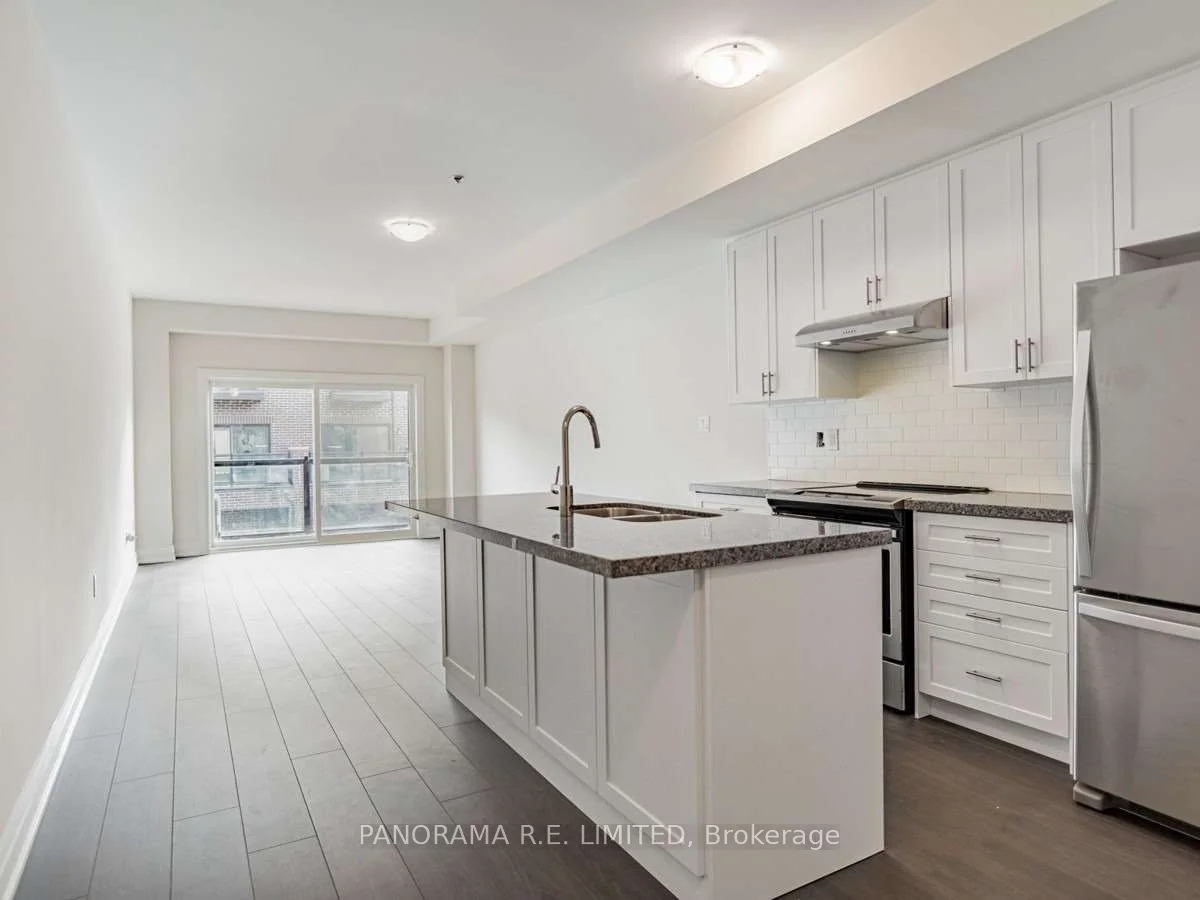 63 Creekbank Road, Toronto W04, ON M6L 1C7