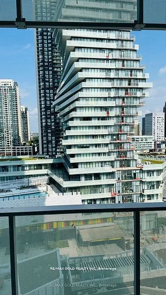 3883 Quartz Road 1001, Mississauga, ON L5B 0M4