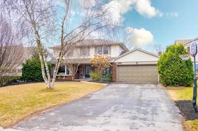 344 Camelot Court, Burlington, On L7l 2g3