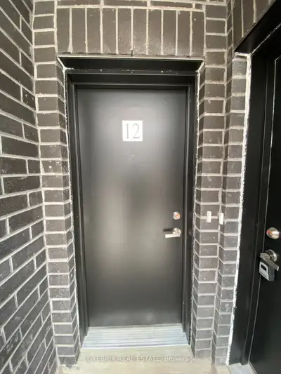 3429 Ridegeway Drive 12, Mississauga, On L5l 0b9