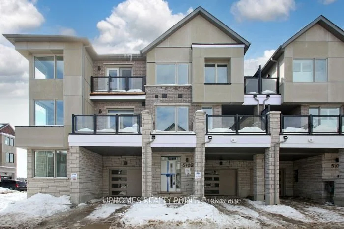 Att/Row/Townhouse in Mississauga