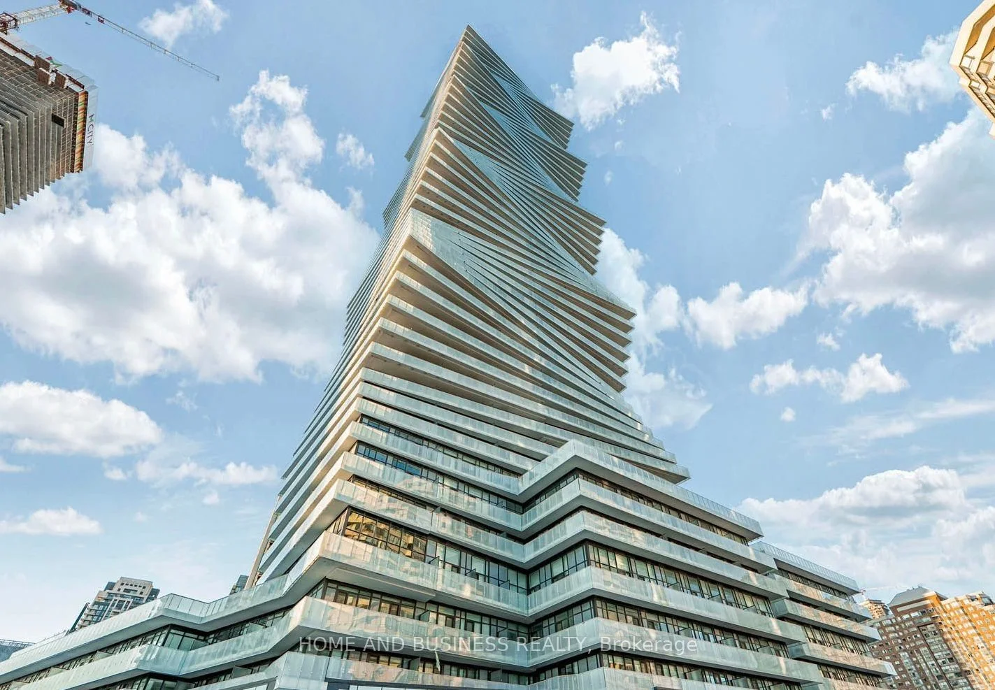 3883 Quartz Road 4009, Mississauga, On L5b 0m4