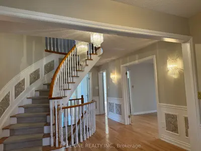Detached in Oakville