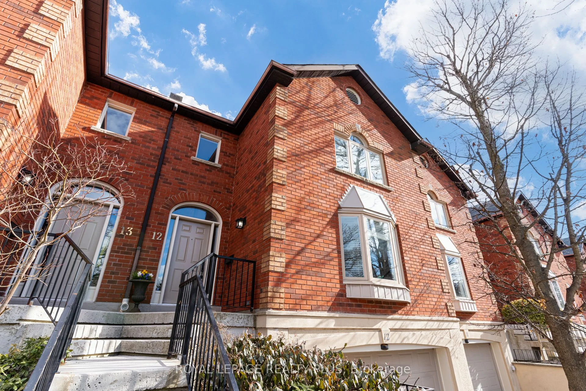 Condo Townhouse in Mississauga