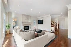 52 Harold Street, Toronto W06, On M8z 3r3