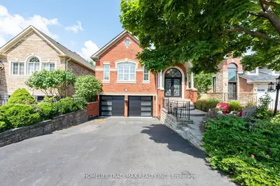 1547 Sandpiper Road, Oakville, On L6m 3r8