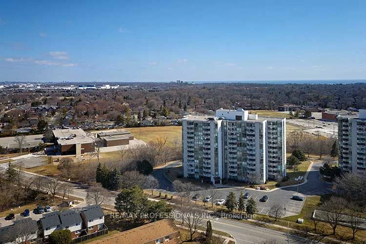 5090 Pinedale Avenue 504, Burlington, On L7l 5v8