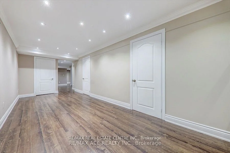 Semi-Detached in Mississauga