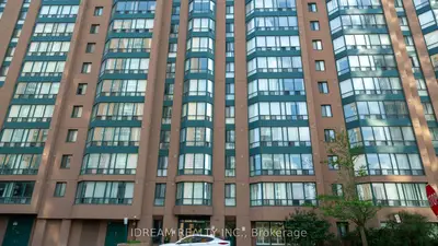155 Hillcrest Avenue 215, Mississauga, On L5b 3z2