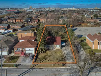 Vacant Land in Toronto